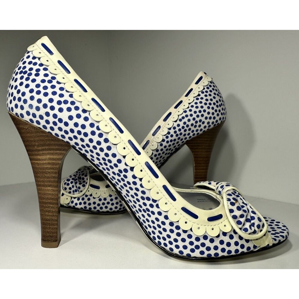 Betseyville by‎ Betsey Johnson Valyn Blue Polka Dots Bow Pumps 9M - Picture 4 of 10